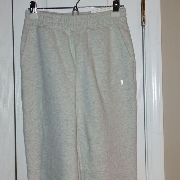 American Eagle light gray boyfriend jogger  highest rise  Sz S NWT - Picture 3 of 8
